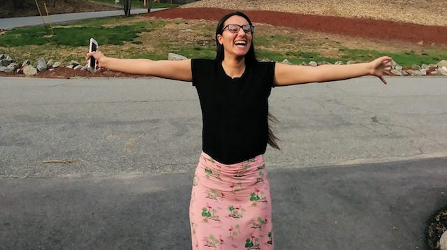 APÓS quatro meses, Yara Pinho é liberada pela Imigração