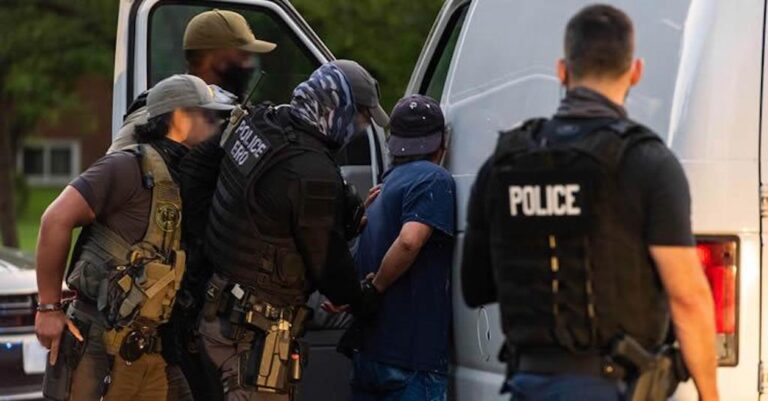 Operação do ICE prende 175 imigrantes condenados por dirigirem bêbados